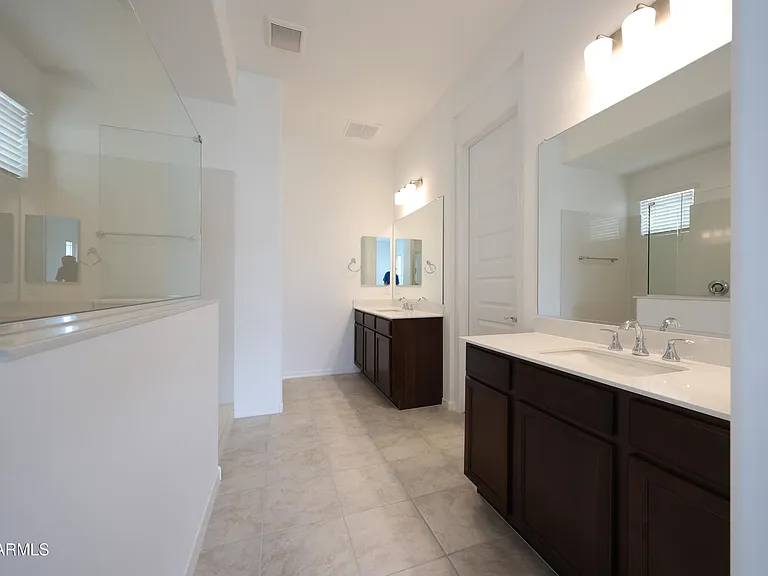 7683 W Smoketree Dr — Photo 9