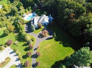 20 Fawn Ln, Armonk, NY 10504