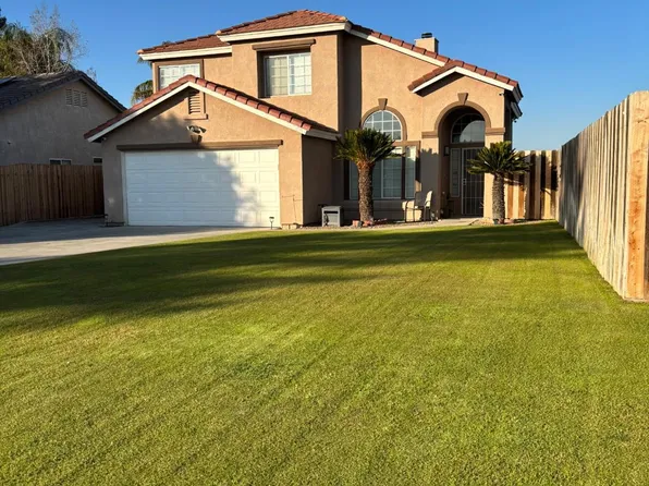 8400 Winlock St, Bakersfield, CA 93312