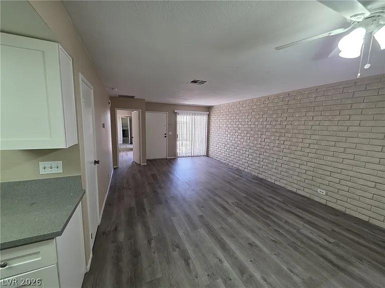 3009 Saint George St #F — Photo 29
