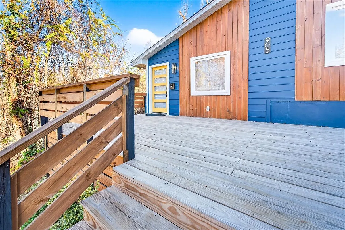 2 bed, $1,850 — Photo 1
