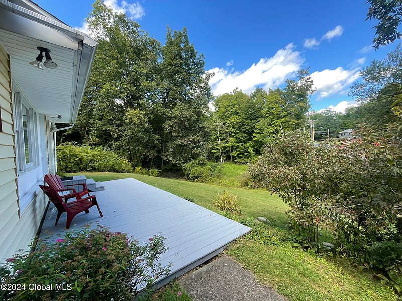 5th image of 25 Boyce Road