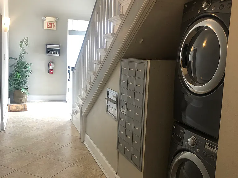 1215 Josephine St #11 — Photo 6