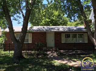 927 SW Buchanan St, Topeka, KS 66606
