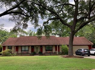 8782 Thunderbird Dr, Pensacola, FL 32514