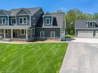 6615 Ridgewood Rd, Clarkston, MI 48346