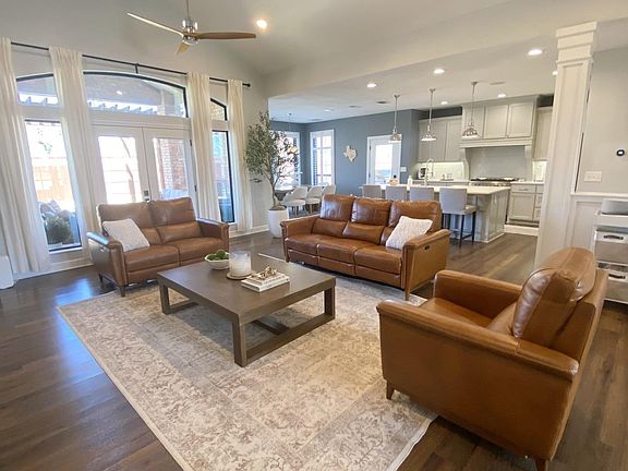 5th image of 5 Oakwood Ct