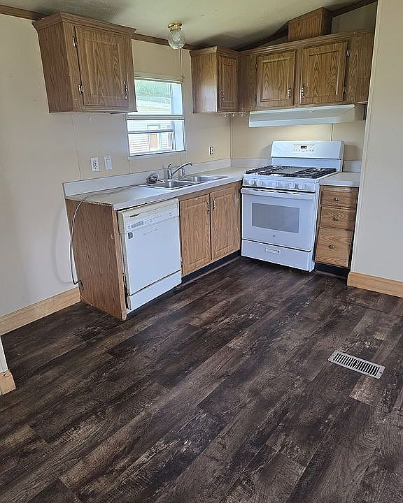 1st image of 6263 Autumnview Sta
