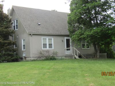 1123 S Perkey Rd, Eaton Rapids, MI, 48813