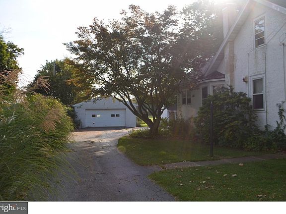 5th image of 2120 Pottstown Park