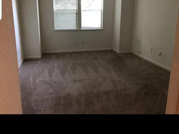 4th image of 905 Sunrose Ter APT 208