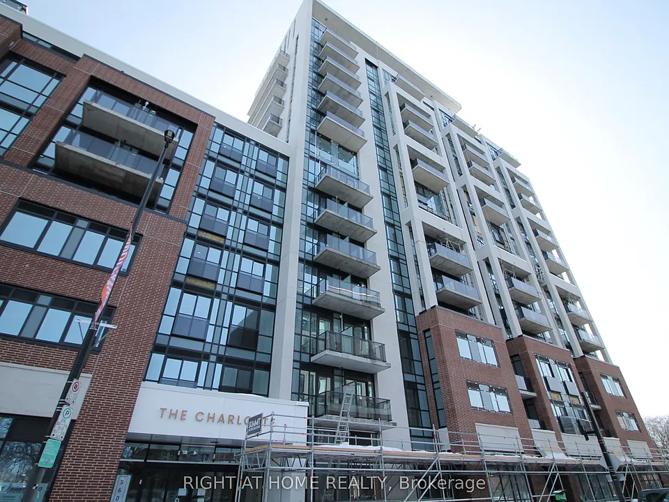 560 Rideau St #1004