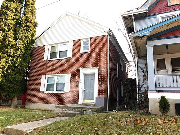 2nd image of 56 E Parkwood Dr
