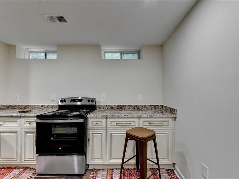 3260 Wood Springs Trce — Photo 21
