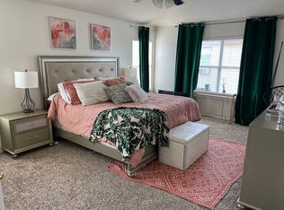 235 Kestrel Ln, Rosharon, TX 77583