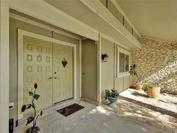 3rd image of 8410 Danville Dr