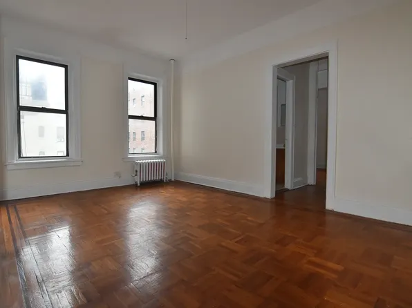 2055 Ocean Ave APT 4, Brooklyn, NY 11230