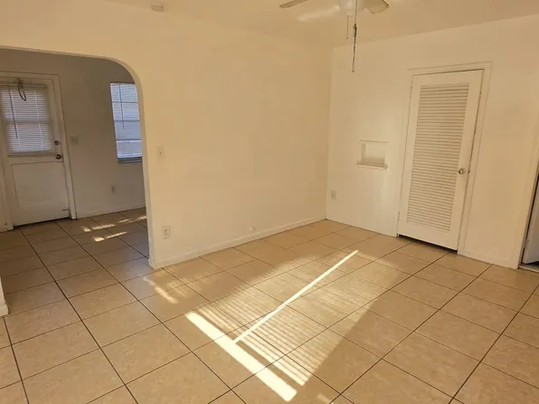 (undisclosed Address), Hollywood, FL 33020