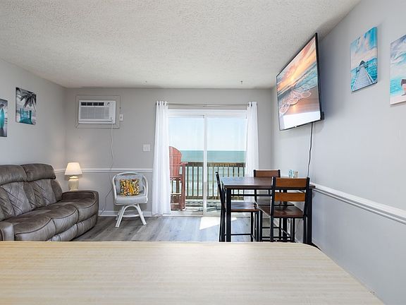 4th image of 2224 New River Inlet Rd N #338