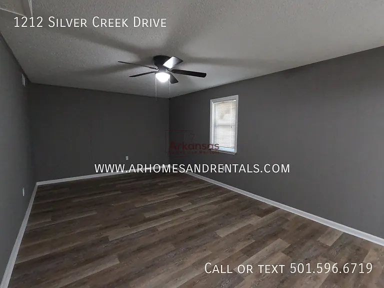 1212 Silver Creek Dr — Photo 29
