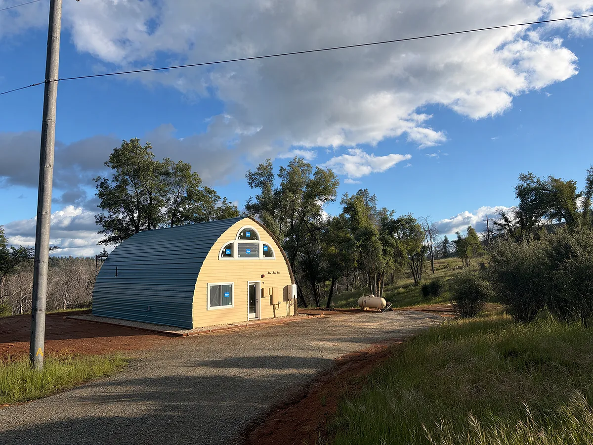 Building Photo - Mountain Lion Rd