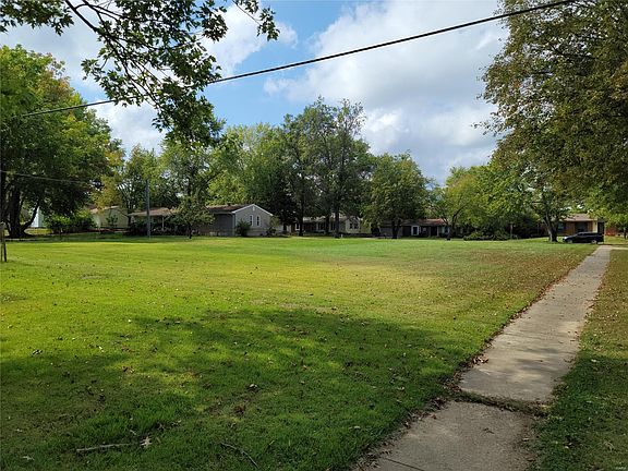 5th image of 3026 Bry Lynn Ct