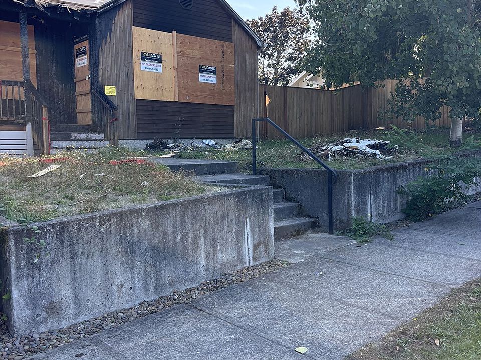 1st image of 2636 SE 107th Ave