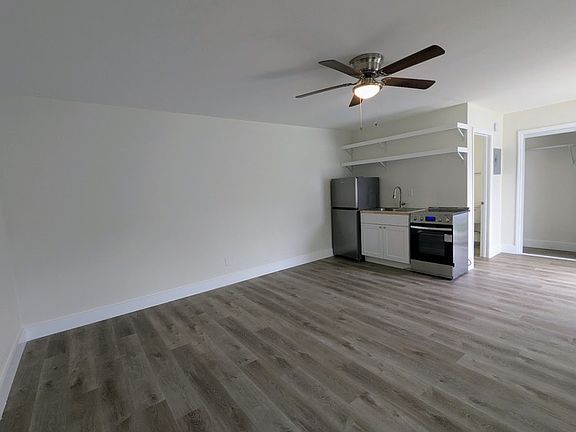 3rd image of 542 Osceola St #10