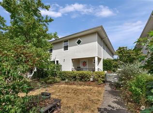 1827 Walnut St #A, Everett, WA 98201