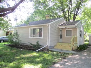 1718 Rogers Ave, McHenry, IL 60050