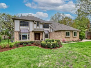 505 Steeplechase Rd, St Charles, IL 60174