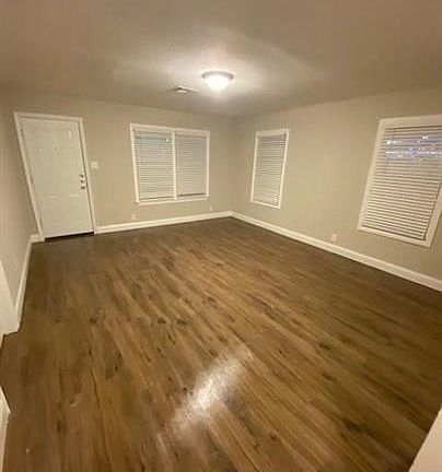3rd image of 3615 Bellmead Dr #H
