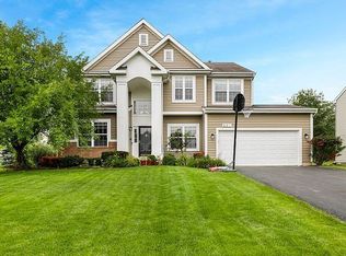 452 Mockingbird Ct, Lindenhurst, IL 60046