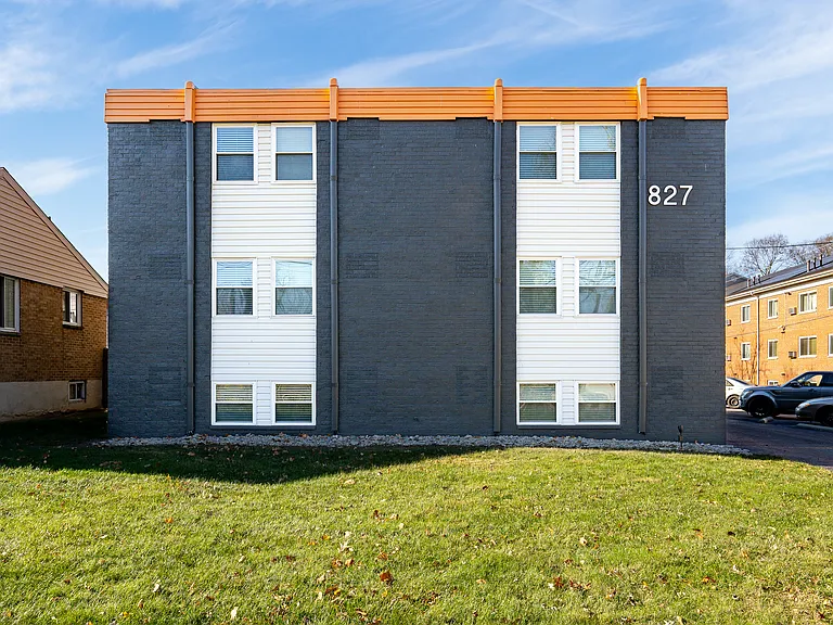827 Wilmington Ave #3 — Photo 15