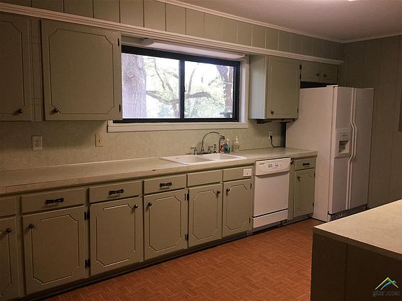 2nd image of 3008 Oak Knob Dr