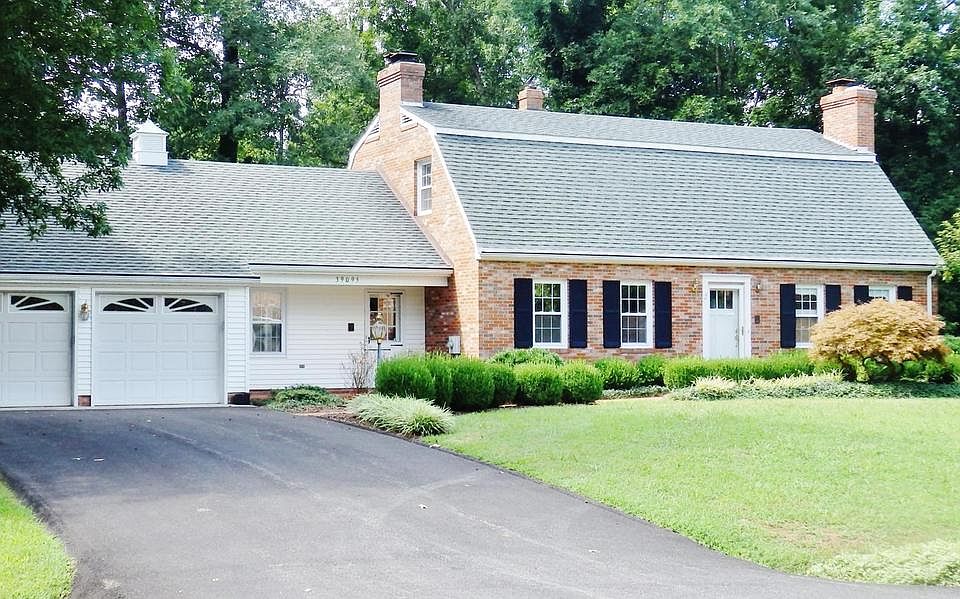 1st image of 39095 Deer Ln