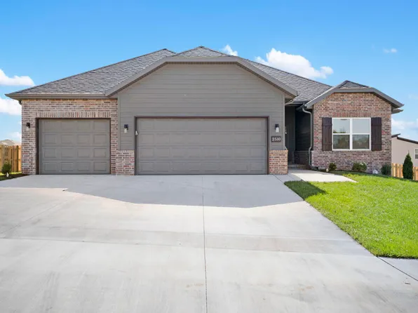 2510 W Mcguffey Street, Ozark, MO 65721