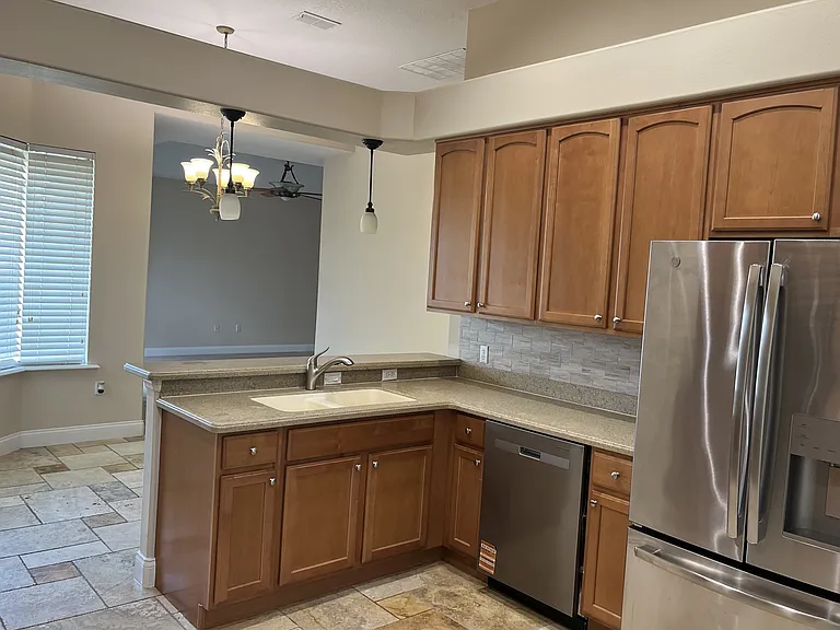 Kitchen 42" Upper Cabinets