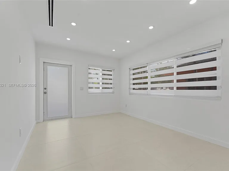 13185 Emerald Dr #2 — Photo 6