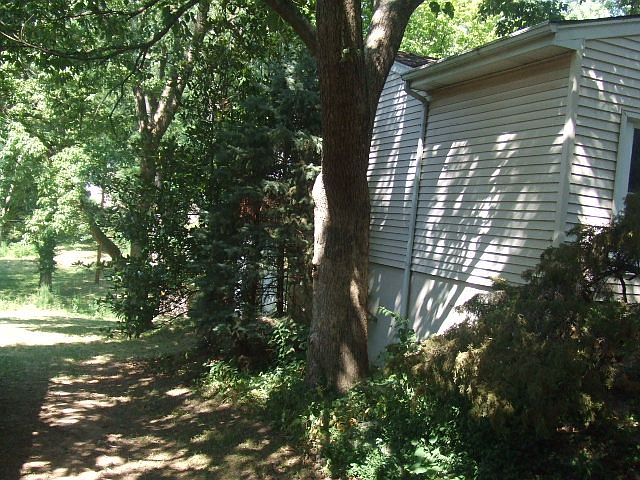 2nd image of 631 E Red Rd