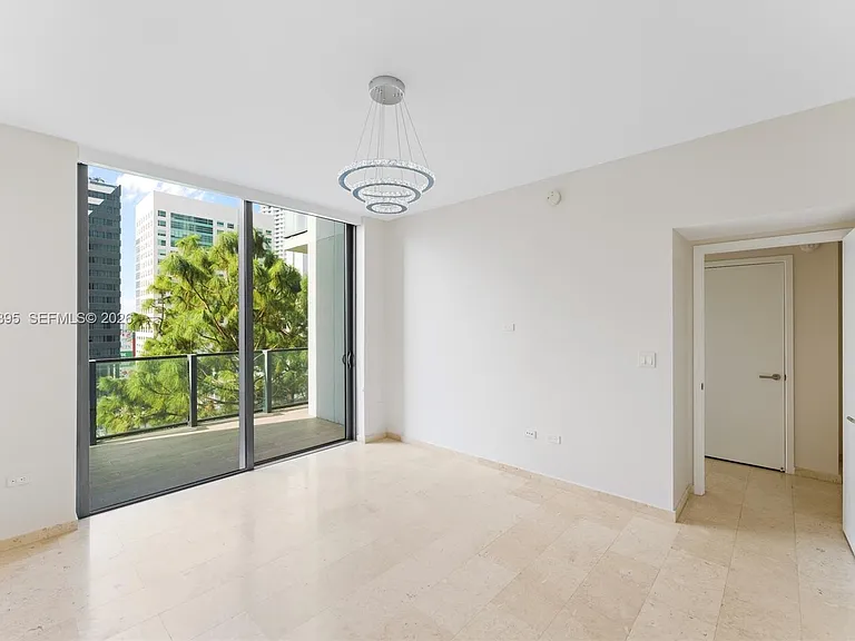 88 SW 7th St #712 — Photo 14