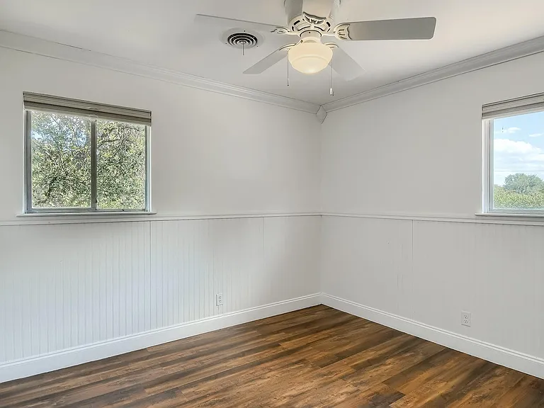 1011 Berrywood Dr — Photo 19
