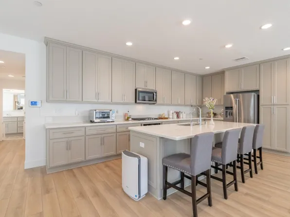 2773 Telegraph Blvd, Marina, CA 93933