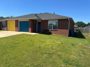 11 Holly Dr #B, Bentonville, AR 72712