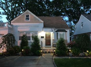 1736 New Hyde Park Rd, New Hyde Park, NY 11040