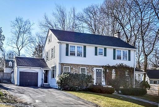 1st image of 6 Woodlawn Ave