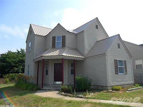 2nd image of 209 Maple Heights Dr