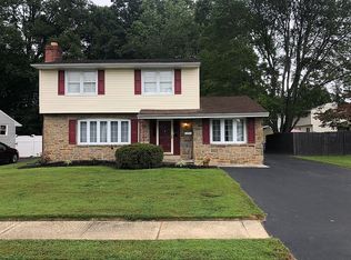 4 Ronna Dr, Wilmington, DE 19808