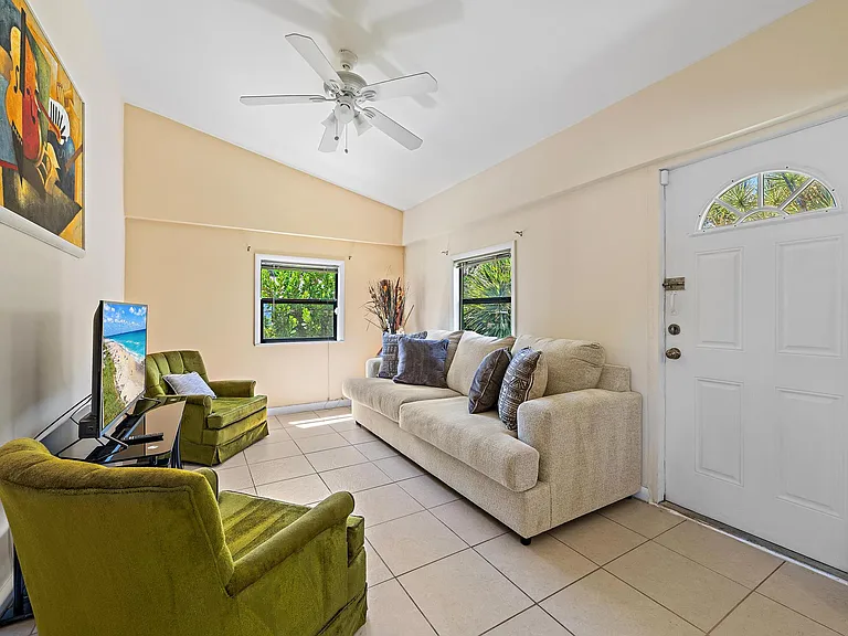 4057 Chukker Dr — Photo 9