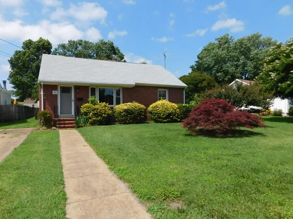 131 Chichester Ave, Hampton, VA 23669